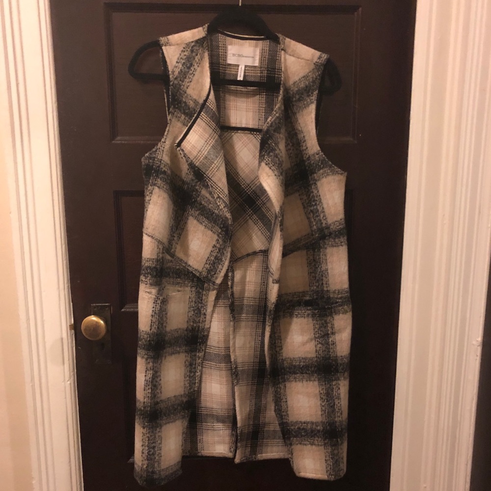 BCBG Generation Long sweater vest
